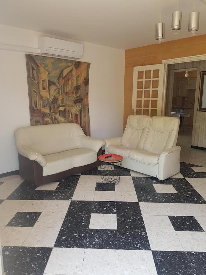 City Break Apartment นาร์บอนน์ ภายนอก รูปภาพ